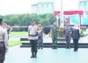 Pangdam V/Brawijaya Hadiri Apel Gelar Pasukan Operasi Lilin Semeru 2025 di Surabaya