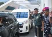 Irspektur Kodaeral IX Sambut Kedatangan Tim Itjen TNI di Bandara Pattimura Ambon