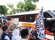 Gubernur Jatim Berangkatkan 4.000 Pemudik, Total 9.230 Orang Ikuti Program Mudik Gratis 2026