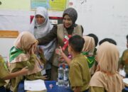 Tertarik Kepemimpinan Perempuan, SD Muhammadiyah 3 Ikrom Taman Undang Podcast Wabup Sidoarjo