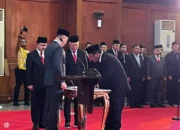 Eri Cahyadi Tegaskan Pencopotan Lurah Tambak Wedi Kewenangan Wali Kota