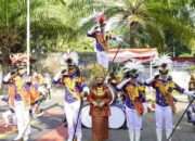 Drumband Gita Jala Sena UHT dan Paduan Suara Gita Denta Harmonia Meriahkan Upacara HUT ke-81 RI di LLDIKTI VII