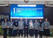 Dosen UHT Raih 2 Penghargaan di Konferensi Internasional UM Gresik