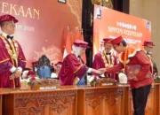Gubernur Khofifah Kukuhkan Mahasiswa Angkatan V Tahun 2026 dan Wisuda Pertama Mahasiswa Penerima Beasiswa AMN Surabaya