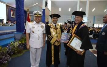 Wisuda 569 Lulusan UHT, Rektor Tekankan AI, Integritas dan Karakter Kemaritiman