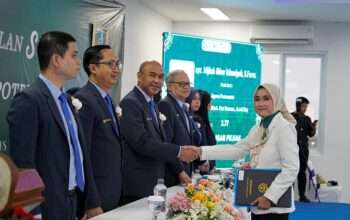 Cetak Apoteker Profesional dan Inovatif, UHT Dorong Penguatan Industri Farmasi Nasional